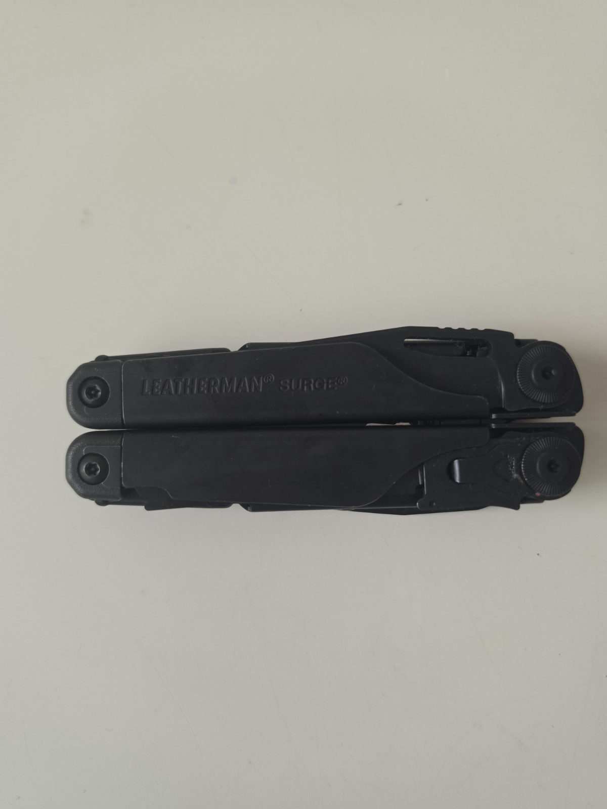 LEATHERMAN SURGE 19-In-1 Black Oxide Heavy Duty Multitool With Sheath