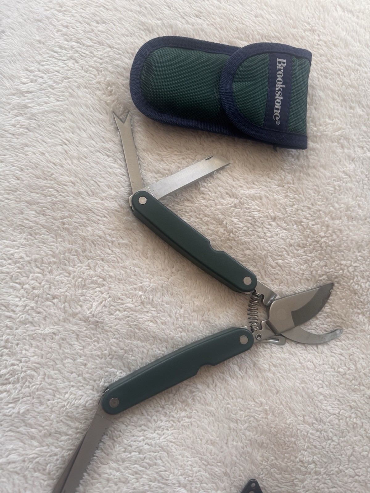 Lot Of 8 Multi Tools Gerber,Cummins,Husky,Others 2 with Sheath Nice Condition
