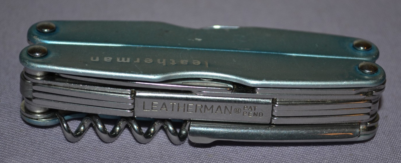 OEM Leatherman Juice CS4 Blue Multi-Tool Knife, Pliers Scissors, Other Tool-Good