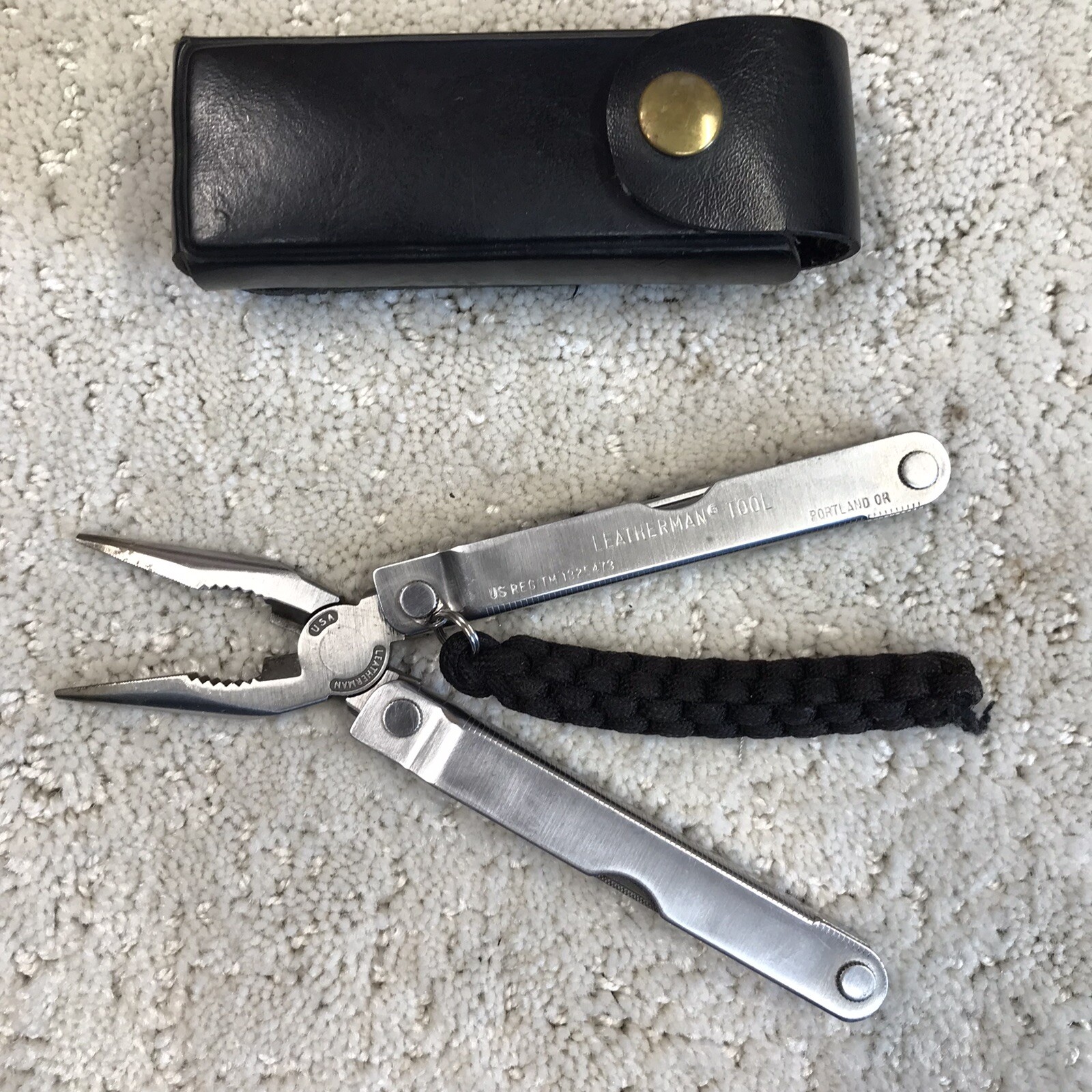 Vtg Leatherman Pocket Survival Multi Tool Classic Pliers Knife 1325473 USA