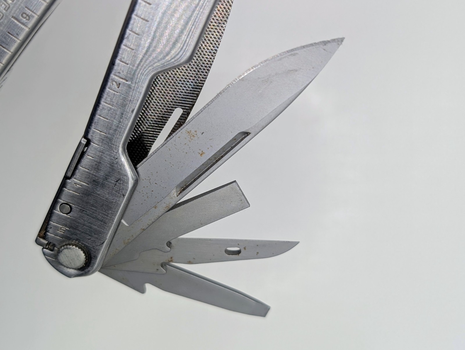 Leatherman REBAR Stainless 17-In-1 Heavy Duty Locking Tactical EDC Multitool