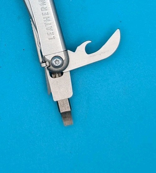Leatherman Wave Plus + Multi-Tool! FAST SHIPPING! WITH SHEATH!