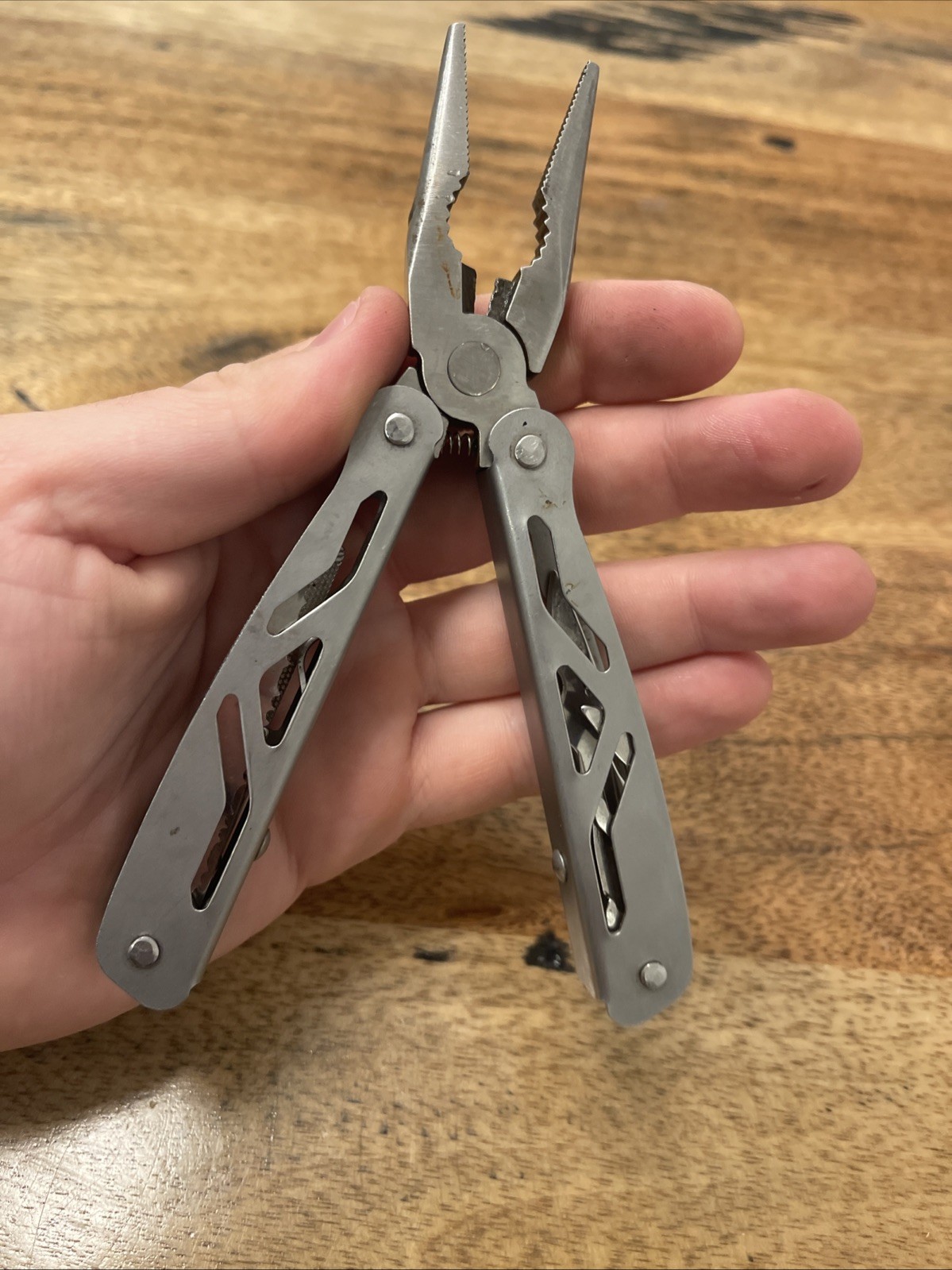 Leatherman Wingman Stainless Steel Multi Tool with Pocket Clip