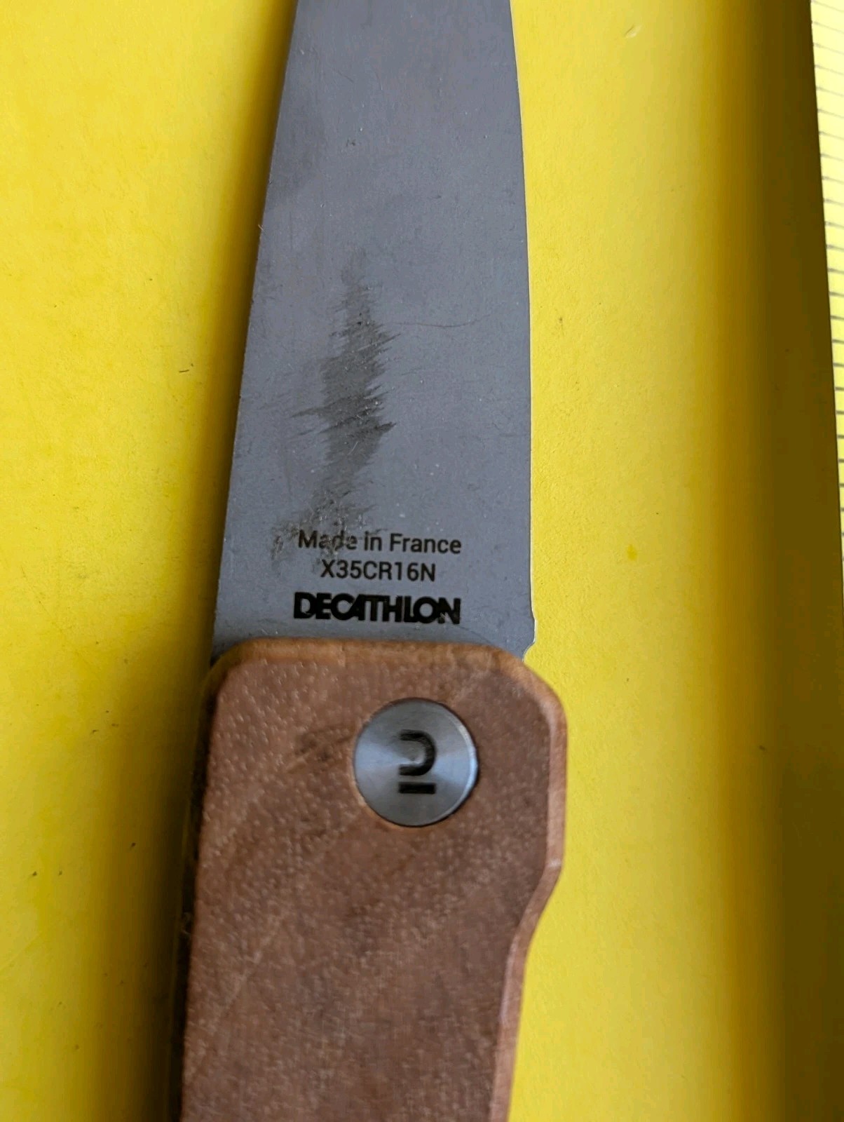 DECATHLON FORCLAZ POCKET KNIFE LIGHT WEIGHT PLAIN EDGE WOODEN FRAME