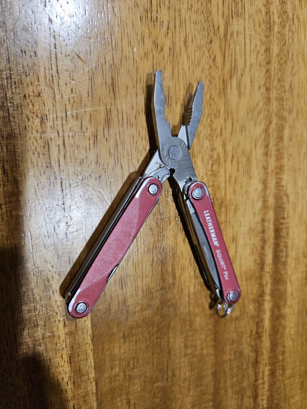 Leatherman Squirt PS4 Red Keychain Multi Tool Pliers Pocket Knife