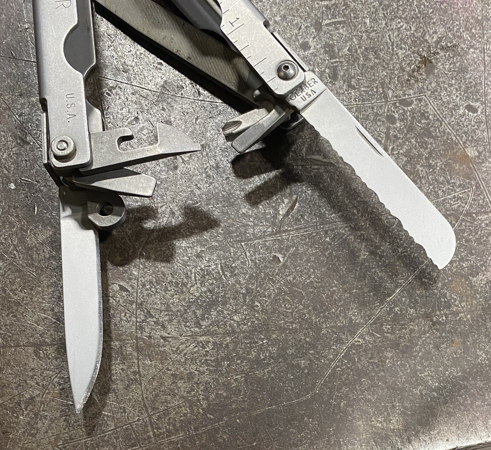 Vintage Gerber MP Bluntnose Multi Tool Knife File Screwdrivers Saw Pliers