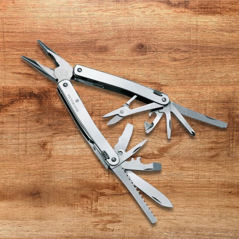 Victorinox Swiss Tool Spirit X Multi Tool, 24 Function Swiss Made – Silver