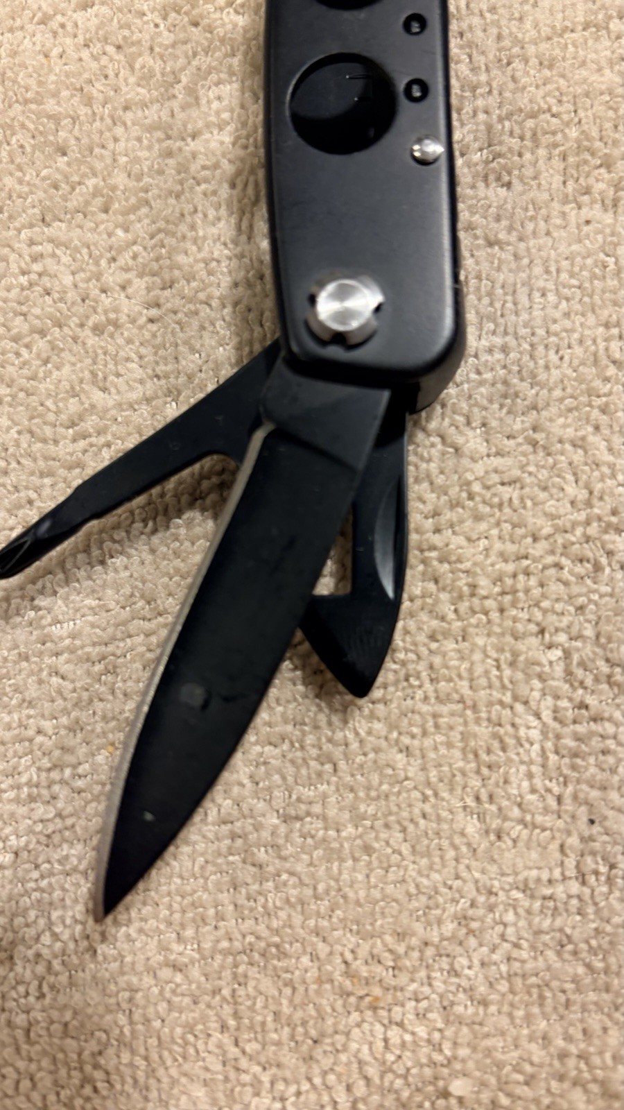 Smith & Wesson Black Multi Tool Pliers Knife Saw Screwdriver Survival EDC