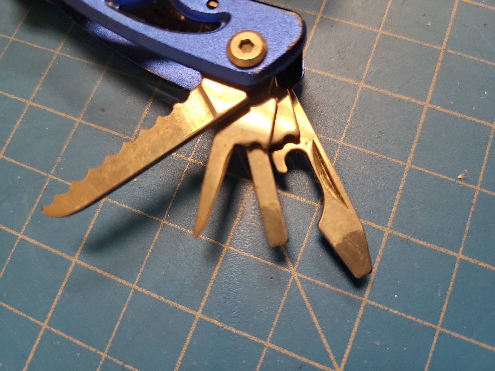 Stanley Blue Pocket Multi-Tool Folding Pliers Knife Saw File Screwdriver EDC Too