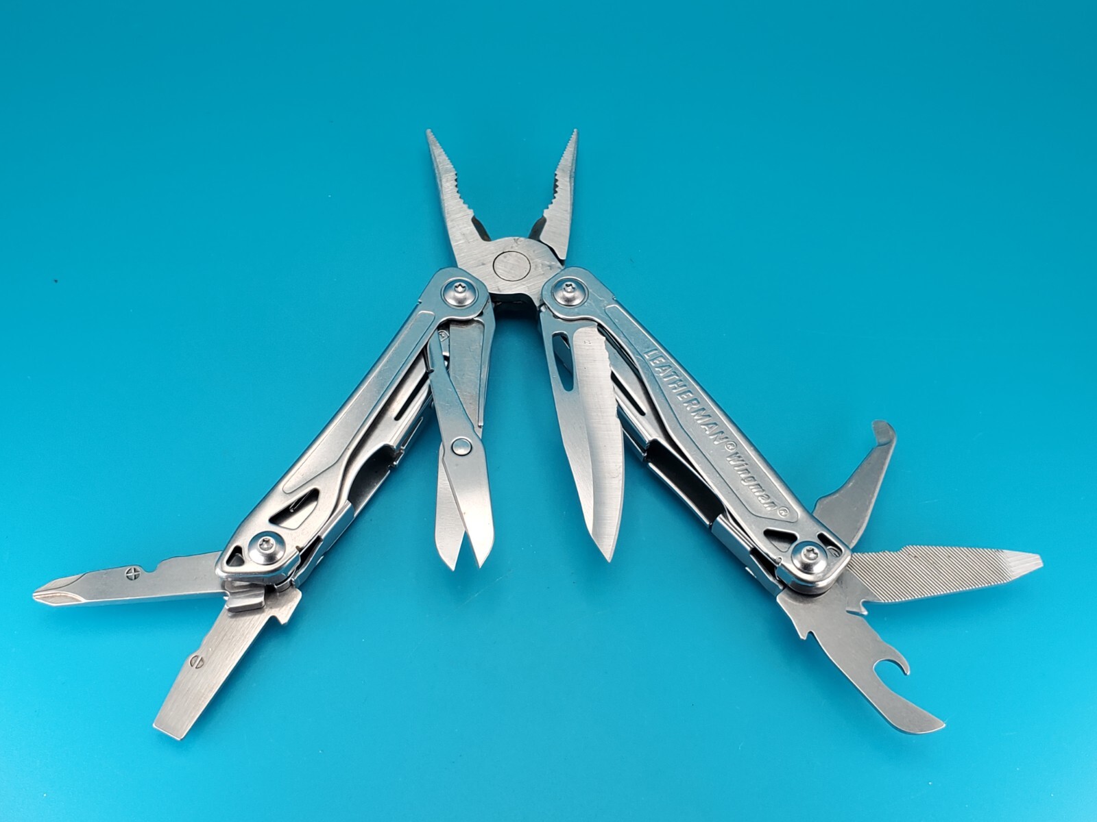 LEATHERMAN WINGMAN MULTI-TOOL! FAST SHIPPING!