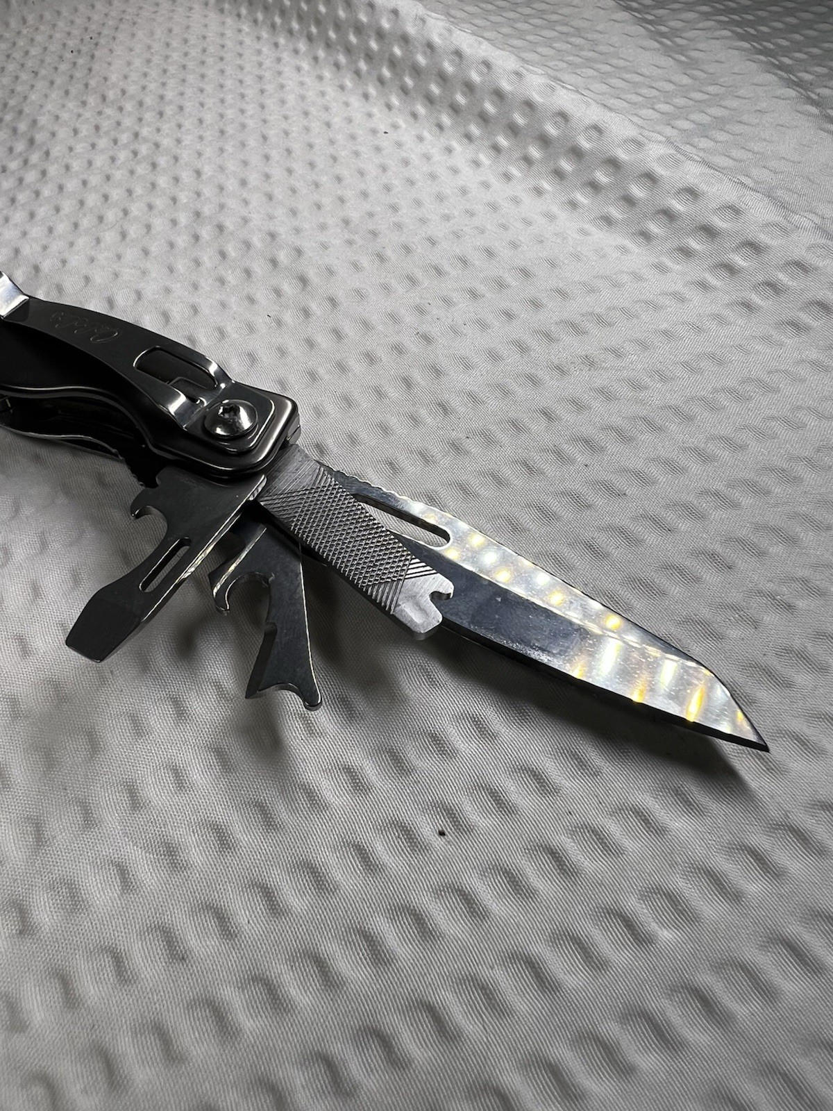 Cabela’s 14-in-1 Folding Multi-Tool Pliers Knife Stainless Steel