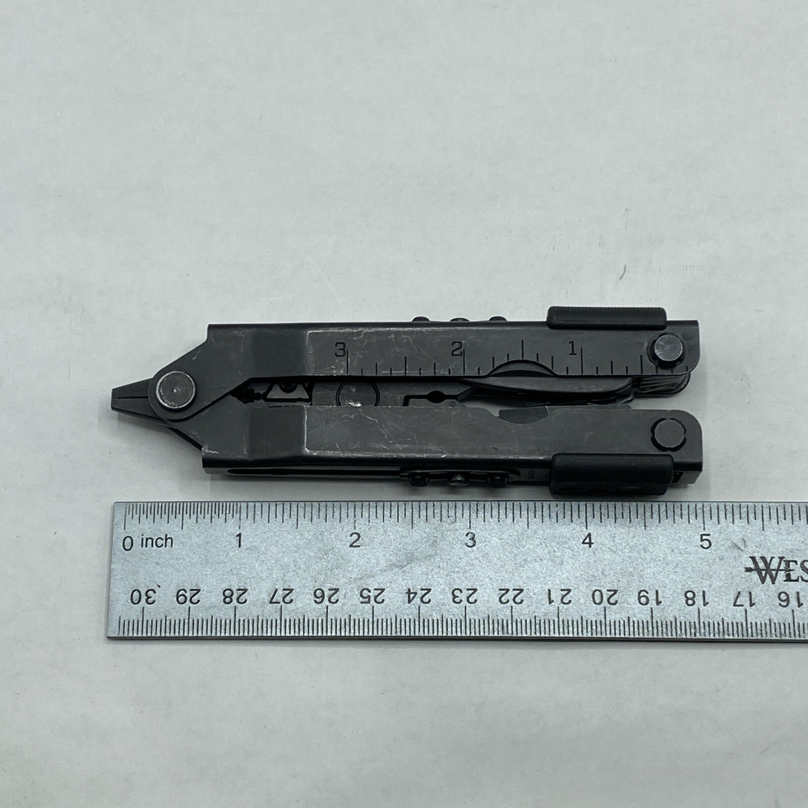 Gerber MP 600, Carbide Cutters, Needlenose – Black