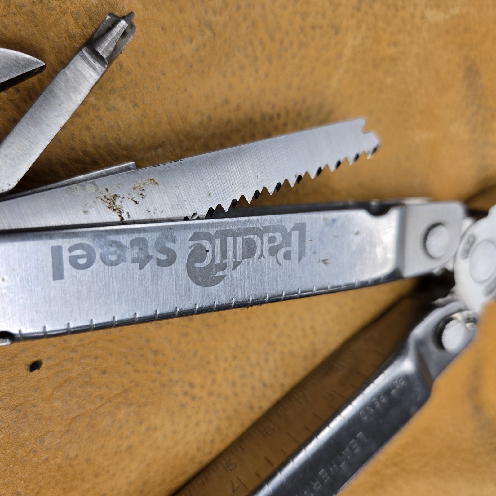 Original Vintage Leatherman Super Tool Pat. Pending Leather Sheath