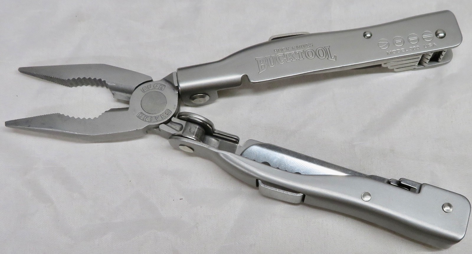 Buck Knives Bucktool Model 360 Stainless Steel Multi-Tool Plier w/ Sheath