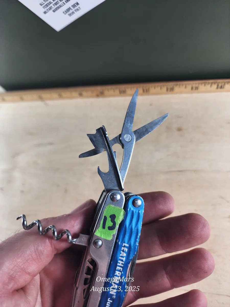 Leatherman Juice CS4 #13Gr Light usage