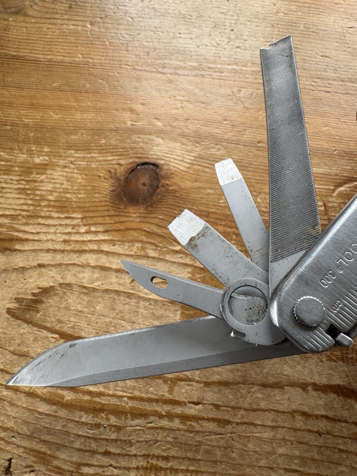Leatherman SUPER TOOL 300 Multi-Tool – Stainless, Good Condition (008)