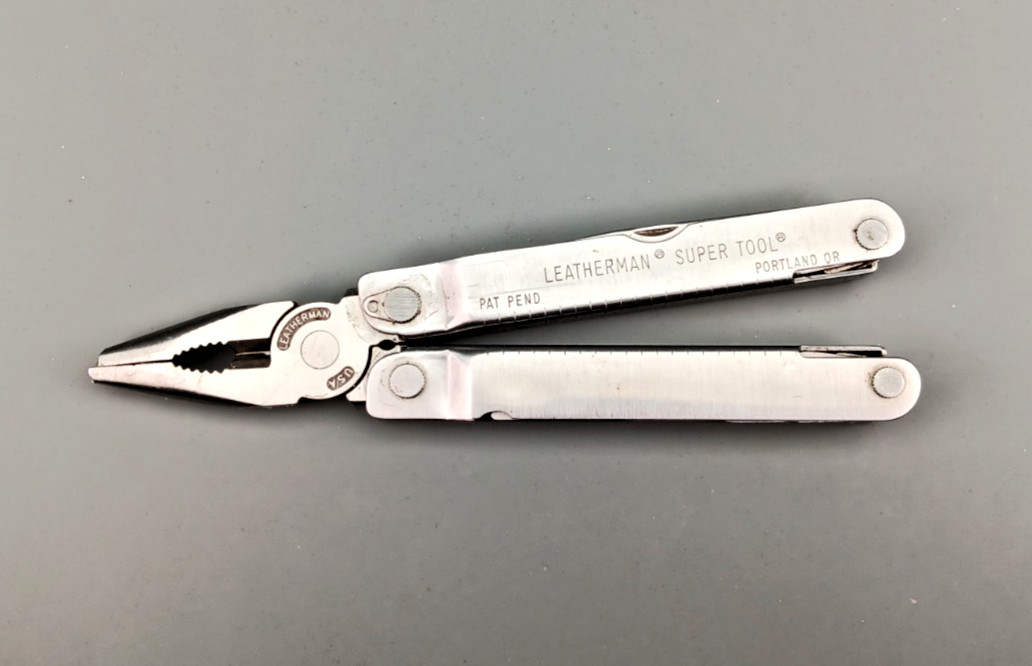 Vtg 1995 Pat Pending LEATHERMAN Super Multi Tool 10 Blade