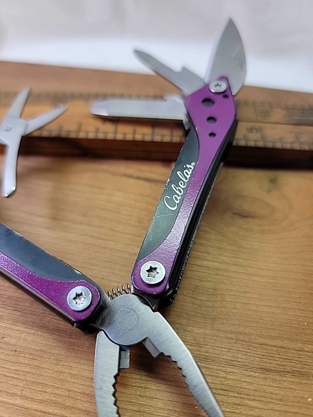 Cabelas Multi-tool Purple Black Silver 6 Tool Pocket Knife