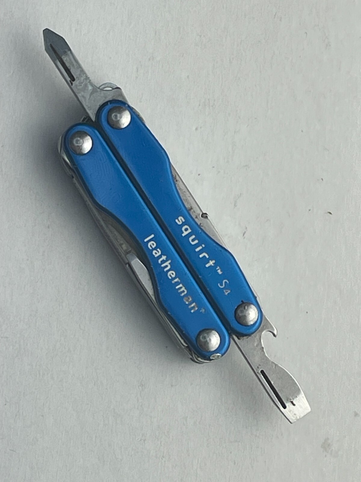 Leatherman Squirt S4 Stainless Steel Multitool Keychain – Parts or repair