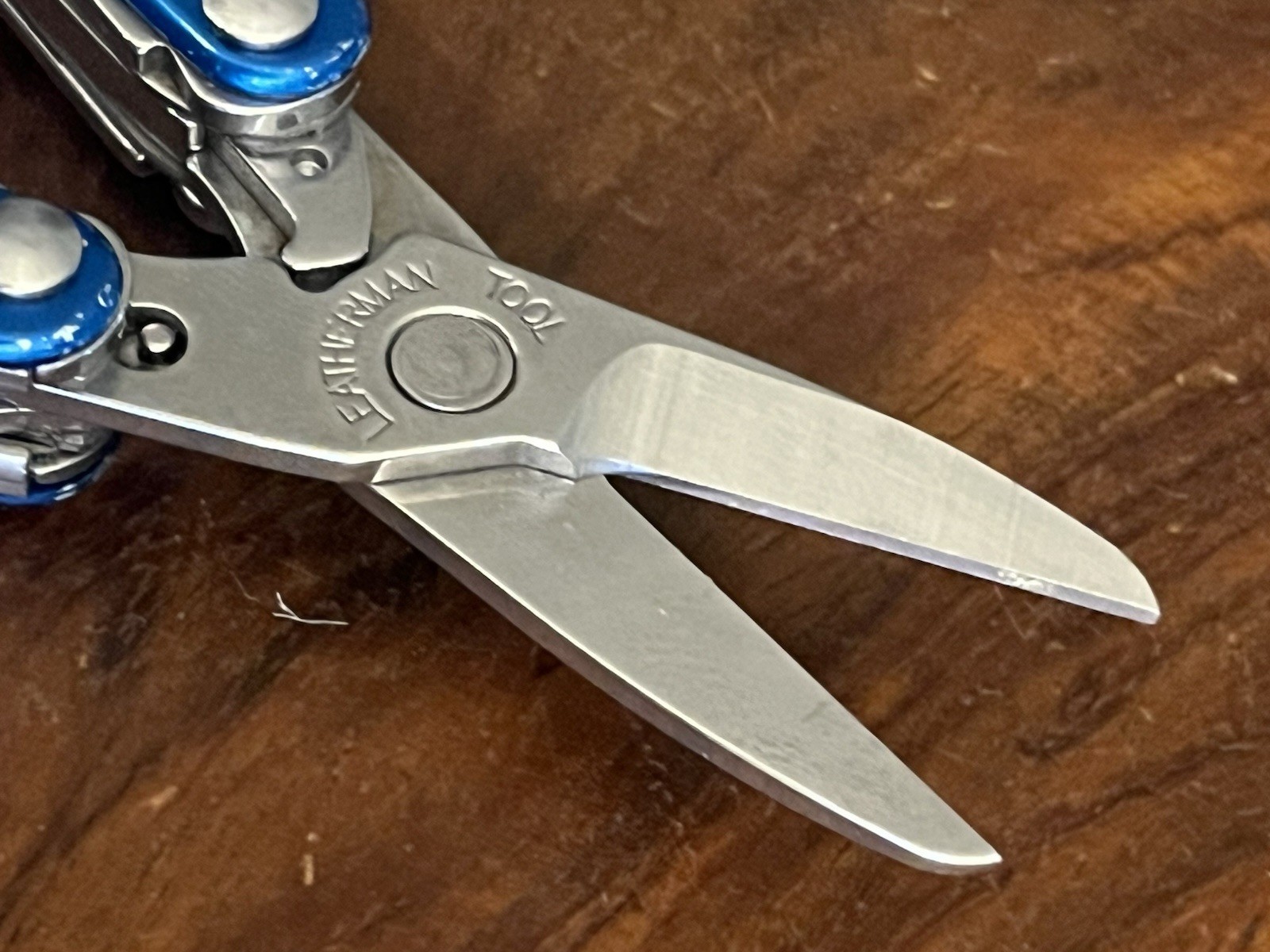 Retired Leatherman Squirt S4 Scissors Knife Solid! NICE! DISCONTINUED