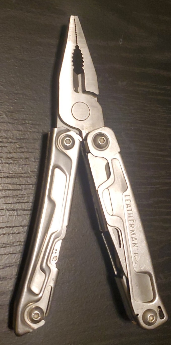 LEATHERMAN REV MULTI-TOOL IS IN PRIMO CONDITION 019