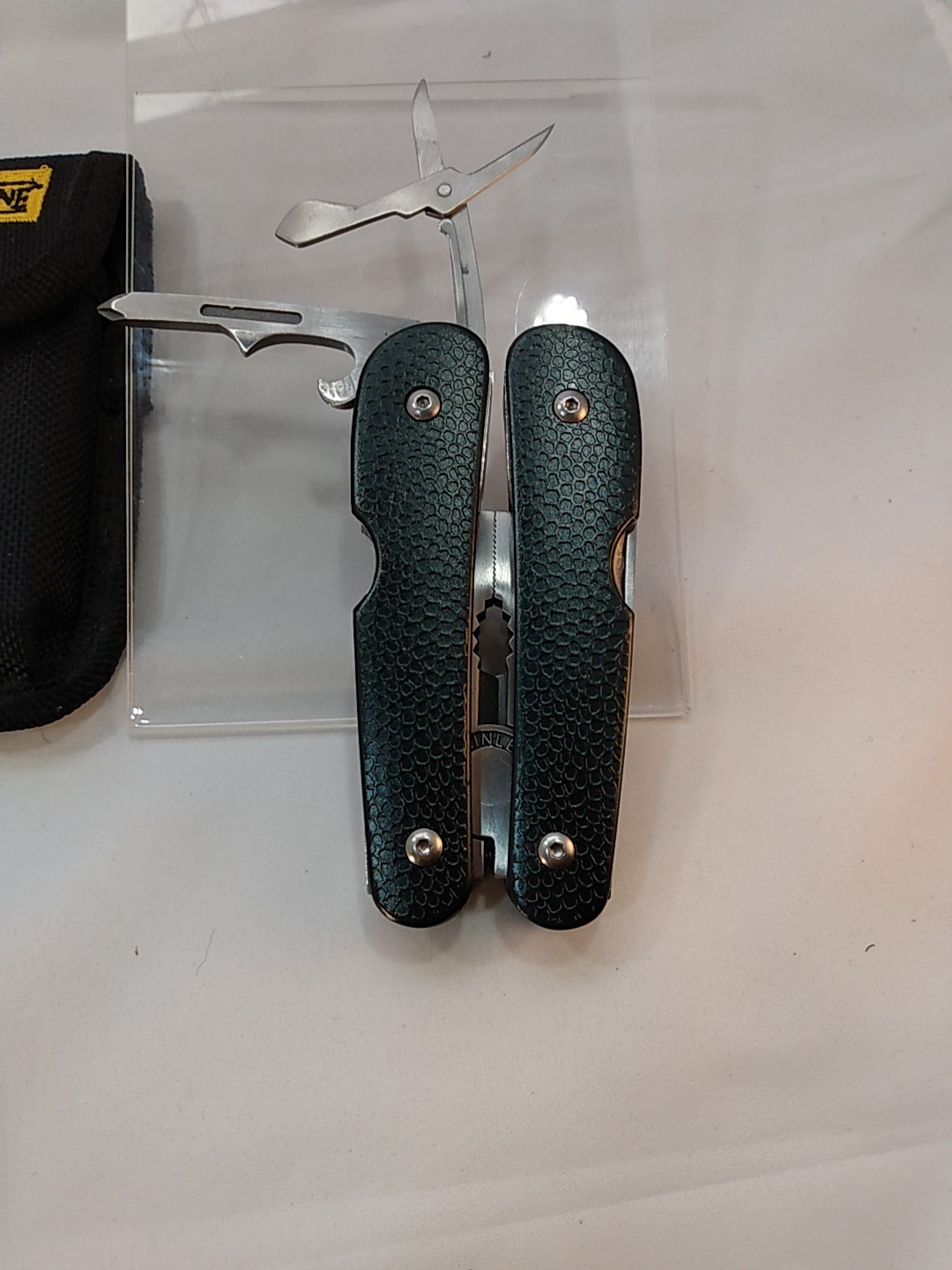 BLACKSTONE Multi Tool with Nylon Pouch – Pliers, Knife, Screwdrivers Sheath