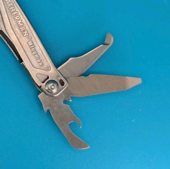 LEATHERMAN WINGMAN MULTI-TOOL! FAST SHIPPING!