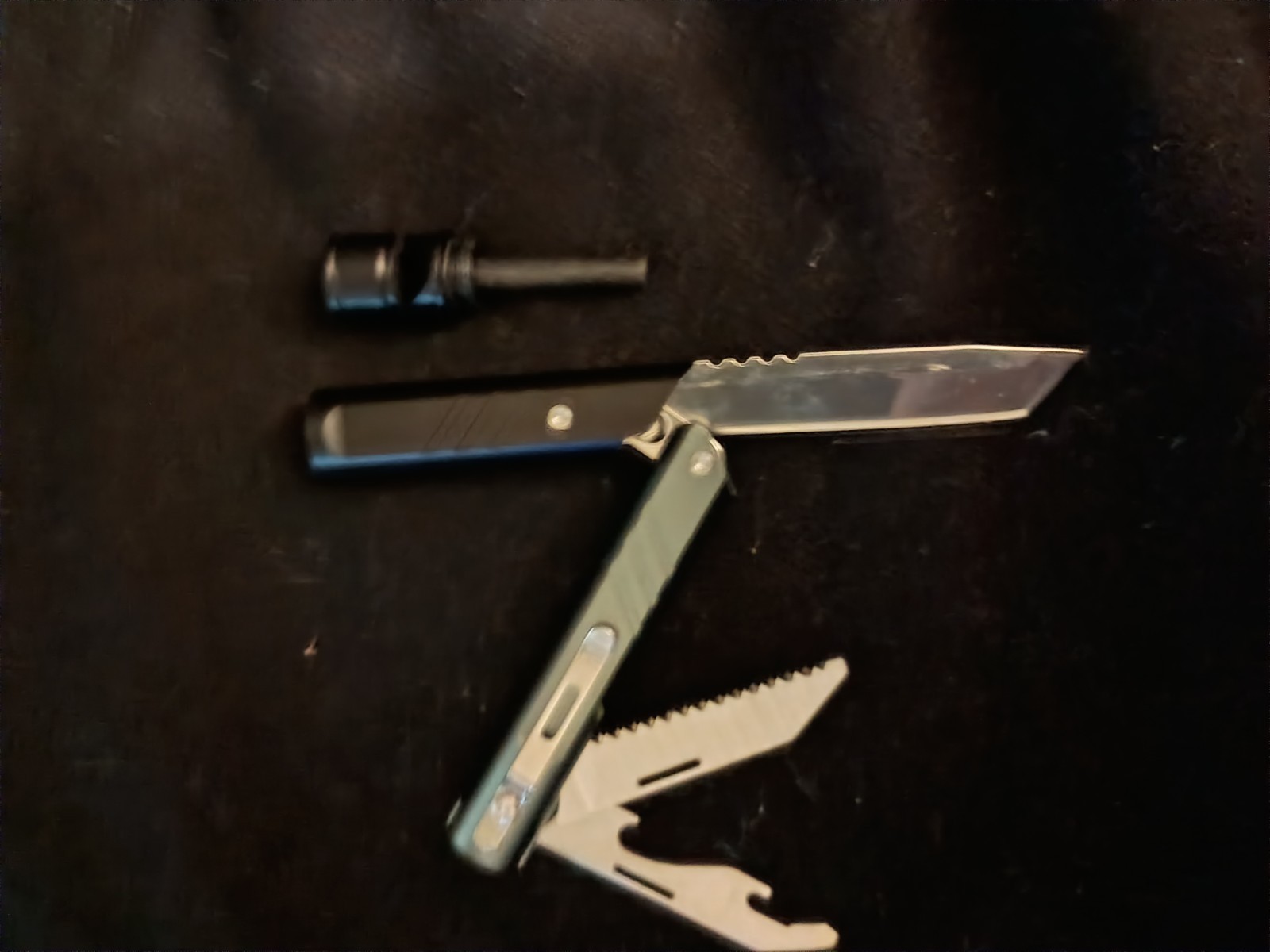 8 in 1 multifunctional Tool
