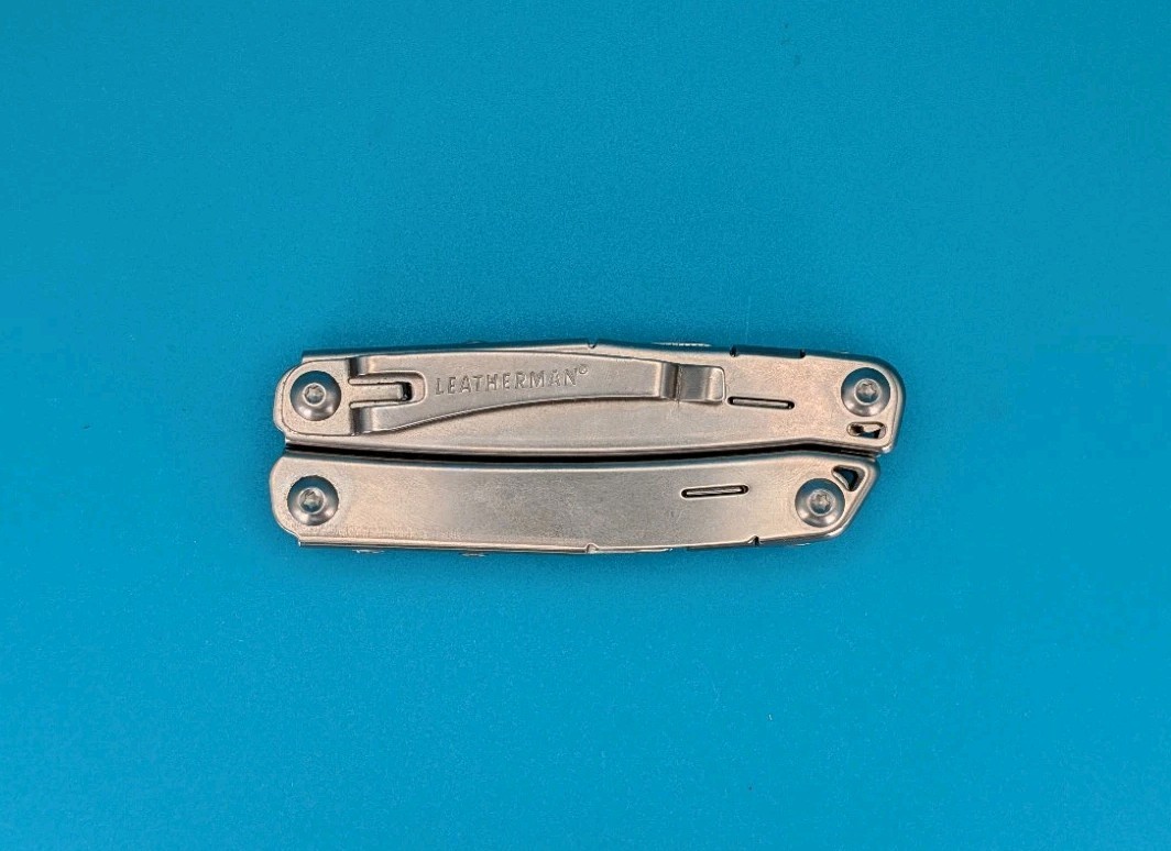 LEATHERMAN WINGMAN MULTI-TOOL! FAST SHIPPING!