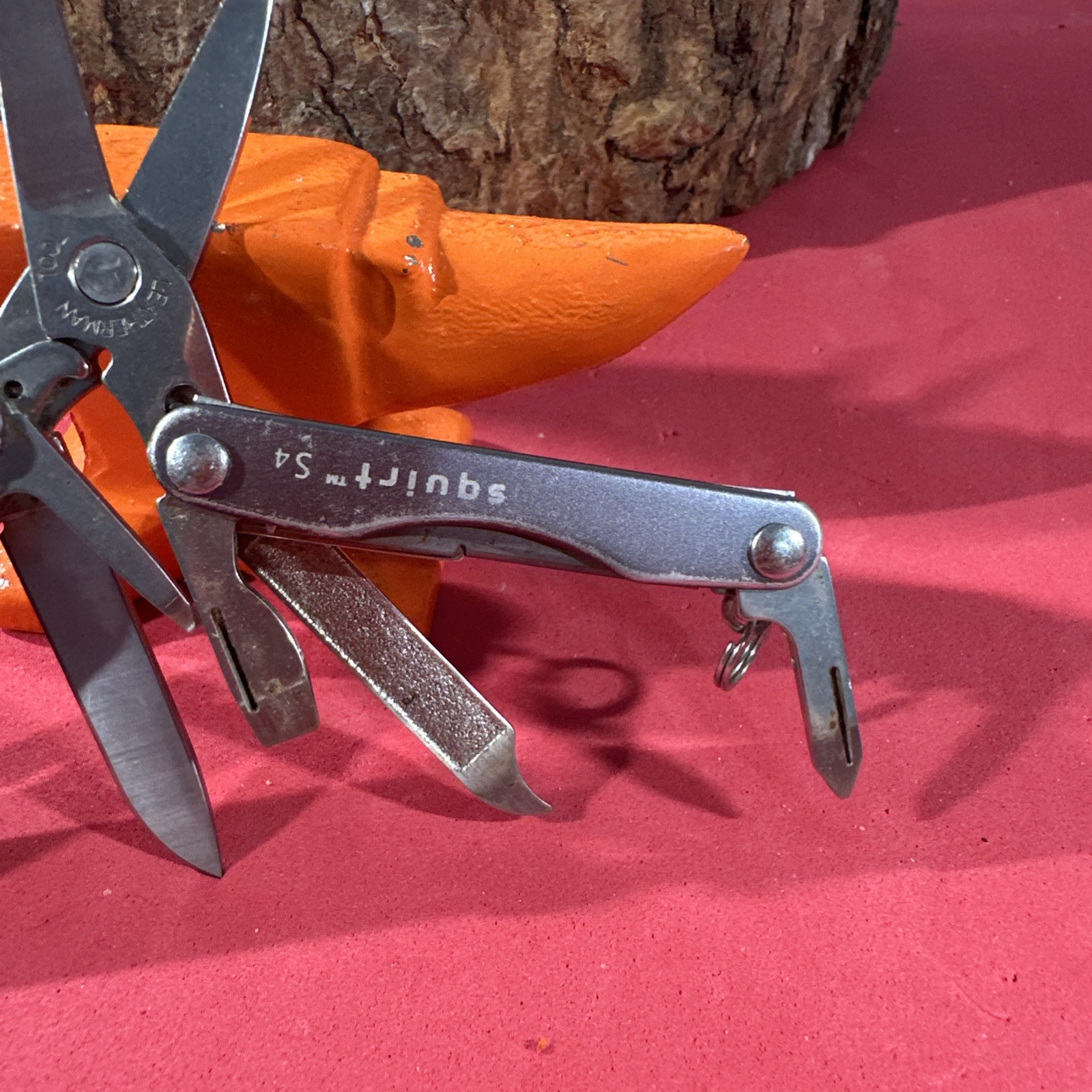 Leatherman Squirt S4 Multi-Tool Gray Nice Condition Some Handle Wear