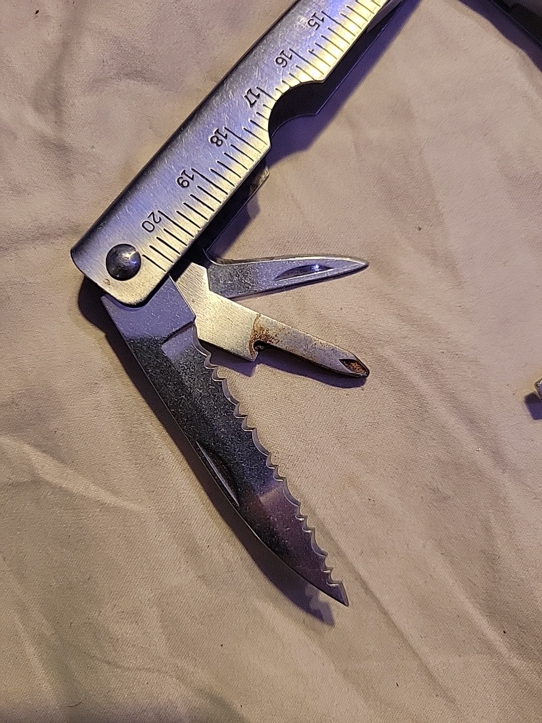 Winchester Multi-Tool With Belt Carry Case