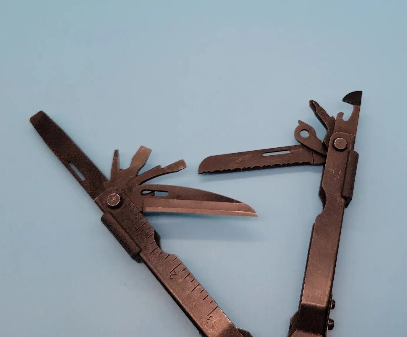 Gerber USA Multiplier MP600 Multi-Tool Black Needle Nose Pliers Carbide Cutters