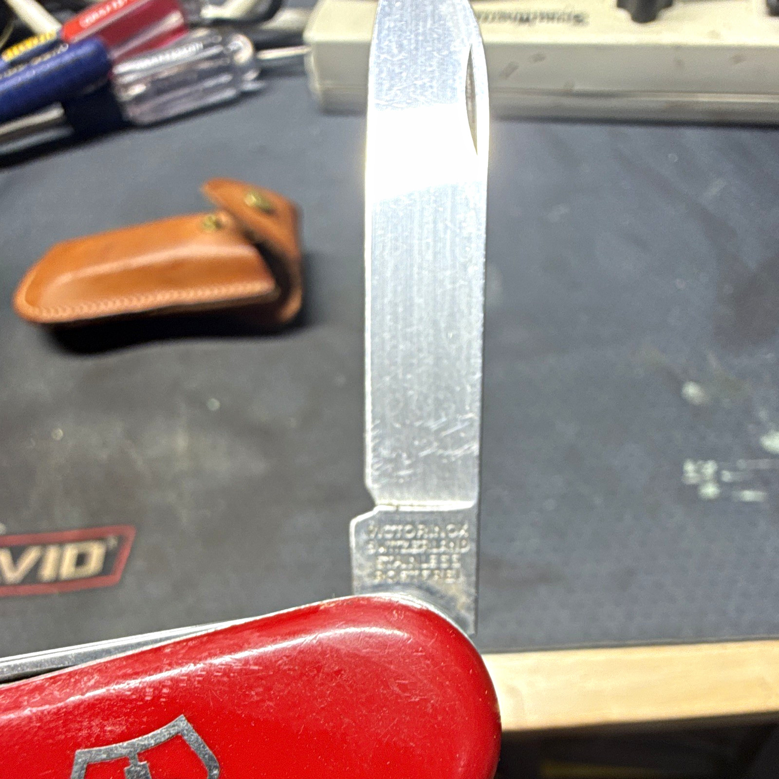 Victorinox Swiss Army Knife Red Multi-Tool 14 Tools Saw Scissors Corkscrew