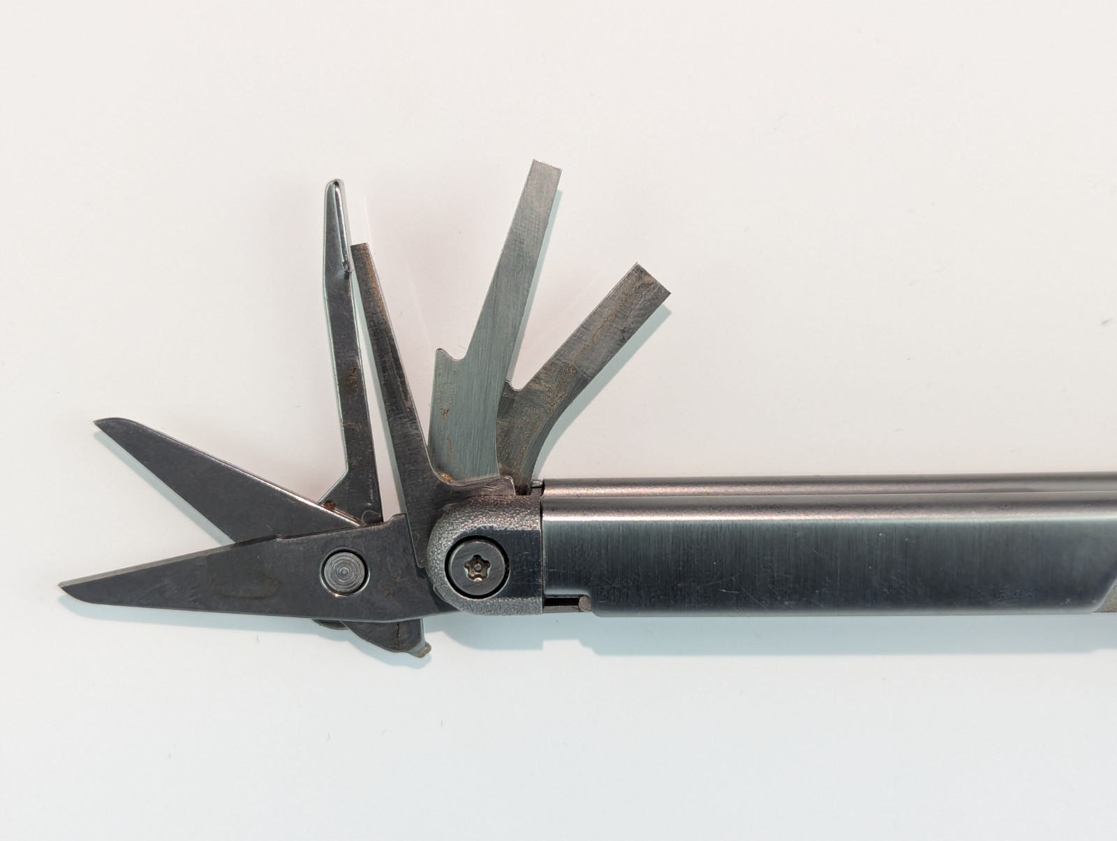 Leatherman Wave 1st Generation Multitool Original w/ Sheath