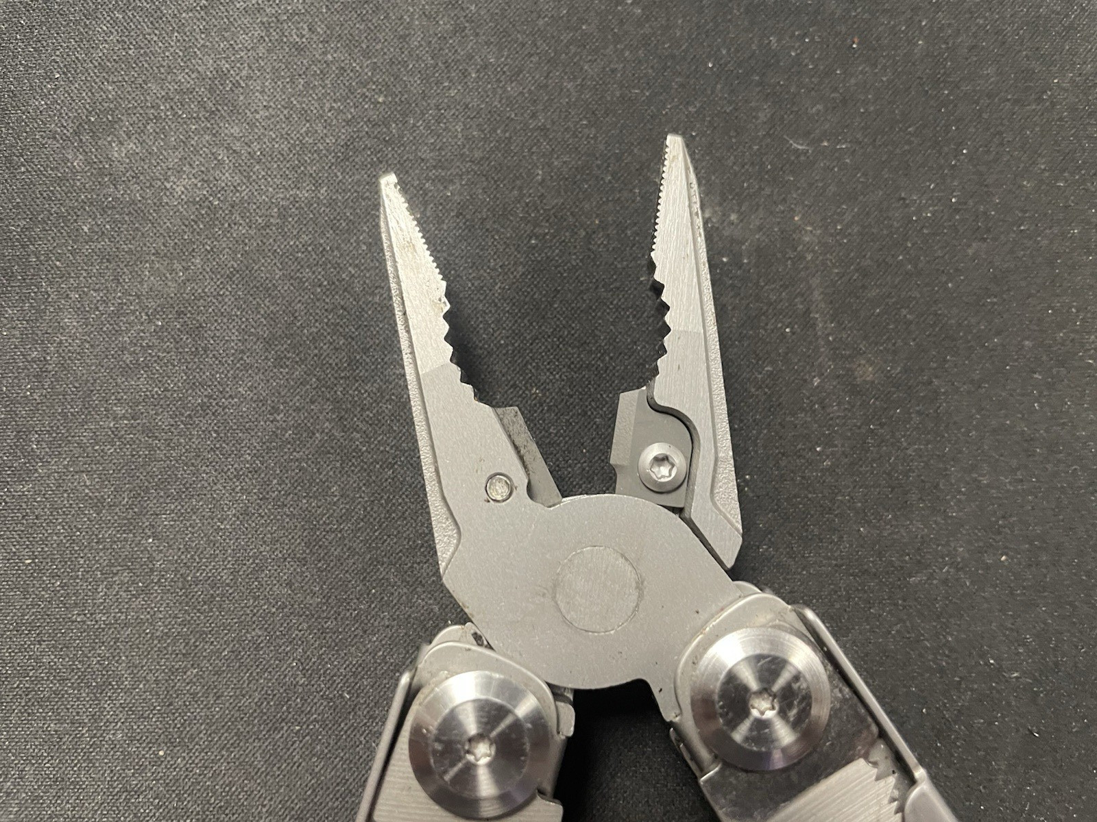 Perwin Multi Tool Stainless Butterfly Design Replaceable Cutters / Knife