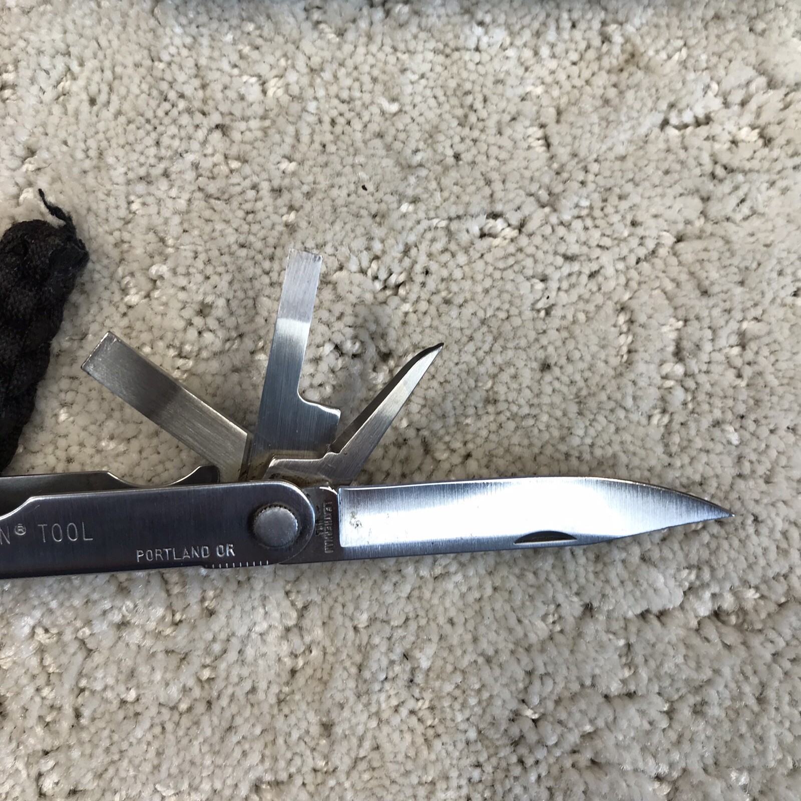 Vtg Leatherman Pocket Survival Multi Tool Classic Pliers Knife 1325473 USA