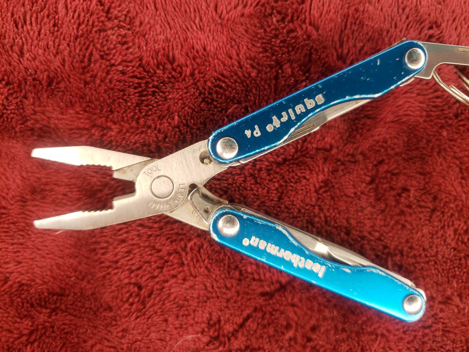 🔪🔪 Leatherman Squirt P4 Multi-Tool Blue Keychain