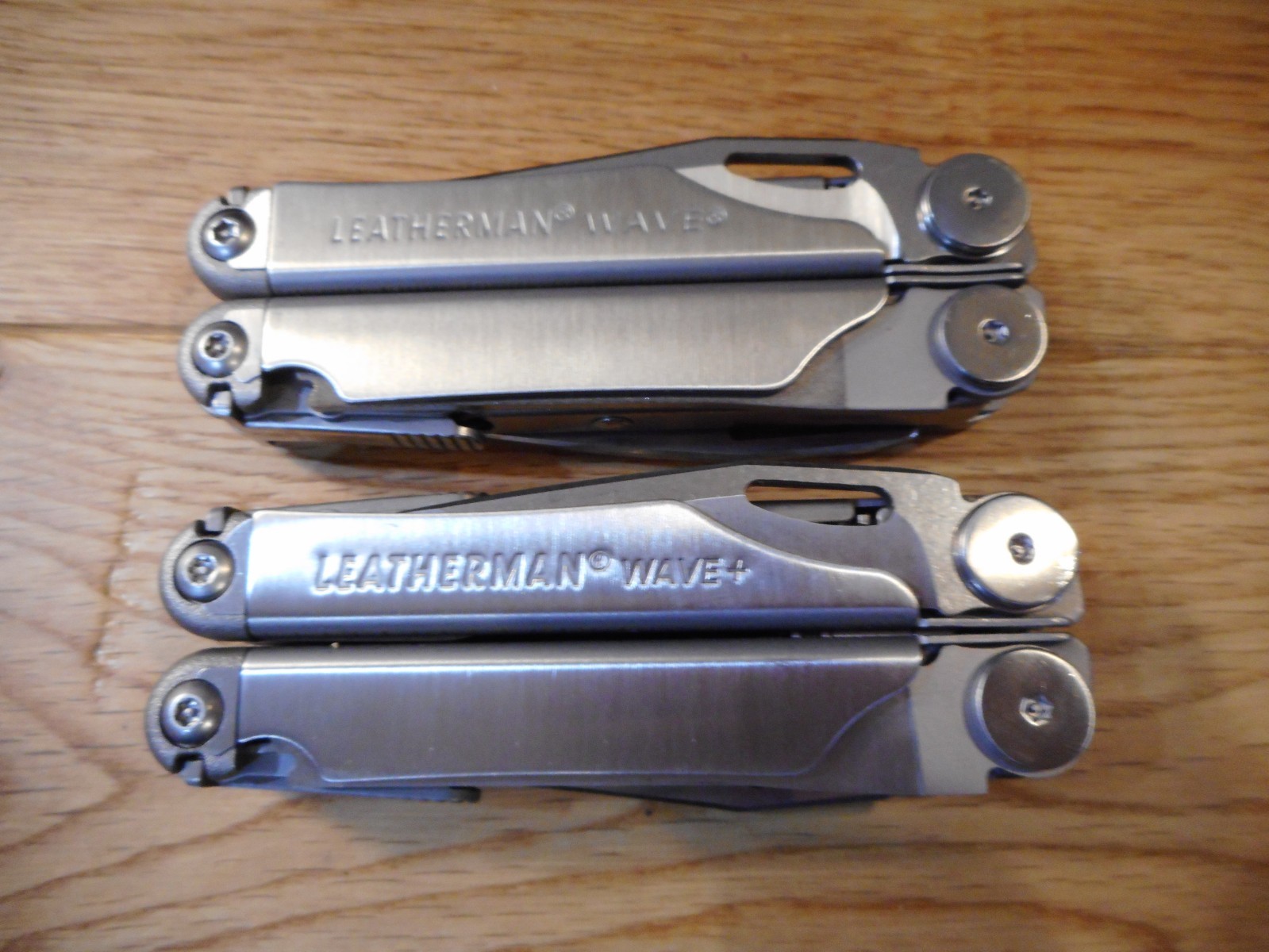Leatherman Wave dark oil tanned Buffalo leather quick draw sheath. Sheath only.