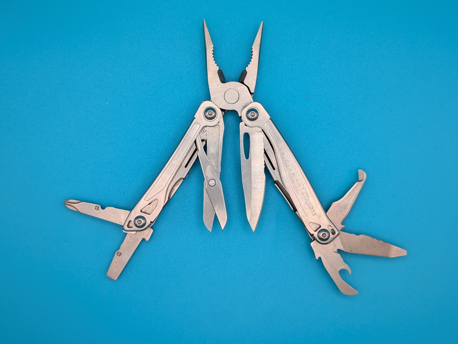 LEATHERMAN WINGMAN MULTI-TOOL! FAST SHIPPING!