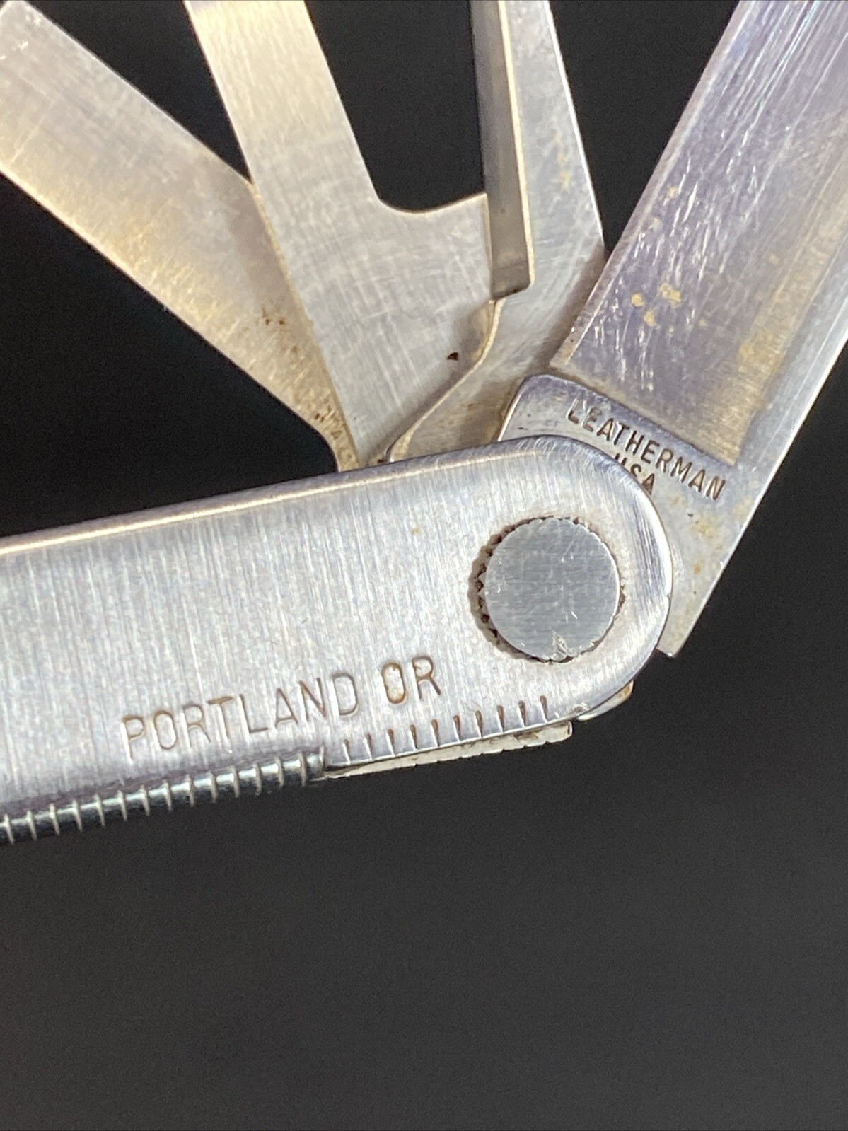 Vintage 1990’s Genuine Leatherman Survival Mini Tool with Sheath Portland USA J3
