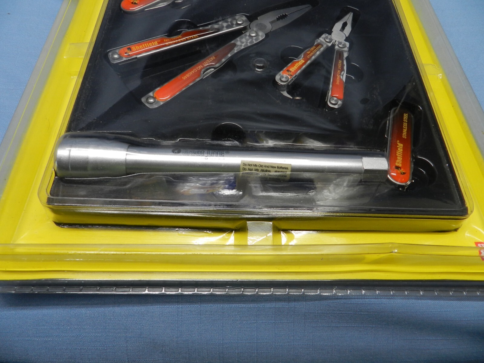 6 Piece Multi Function Tool Kit with belt pouch included. By Sheffield. SEALED