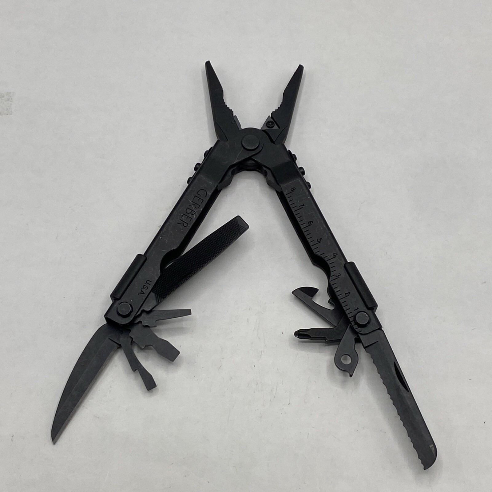 Gerber MP 600, Carbide Cutters, Needlenose – Black