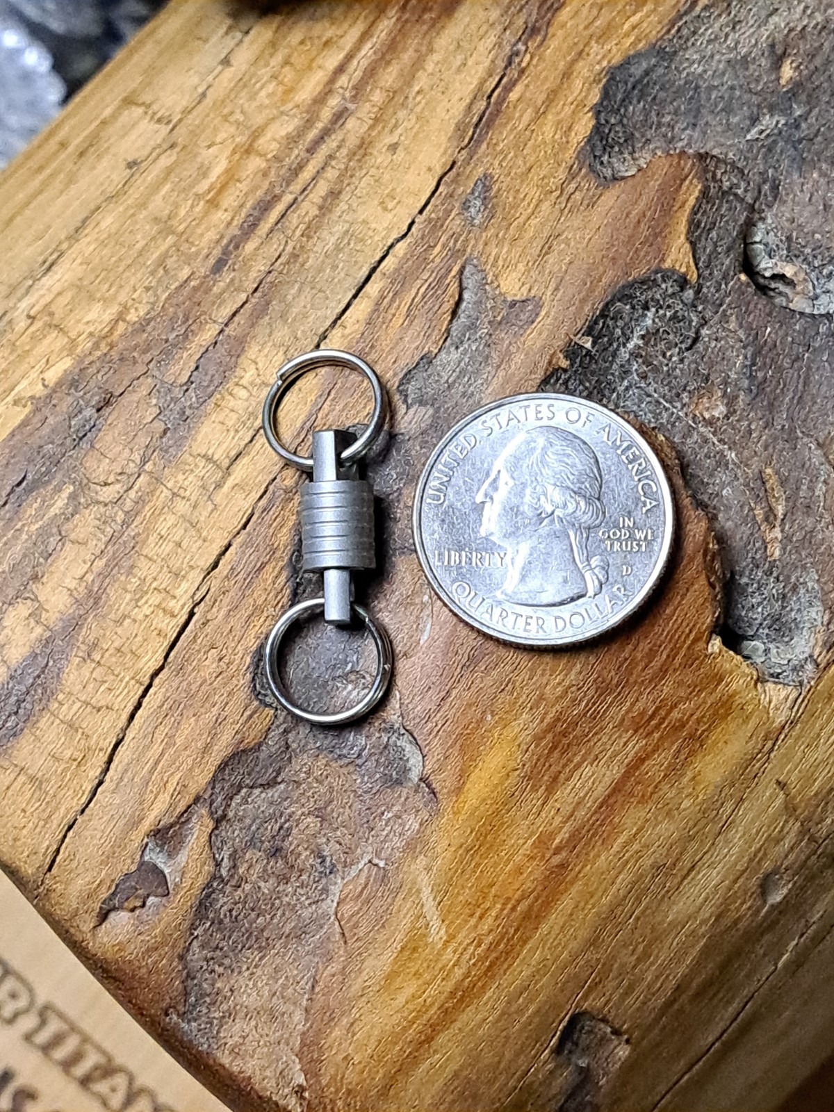 Pro Super Mini Series Titanium Swivel With 12mm Titanium Keyrings