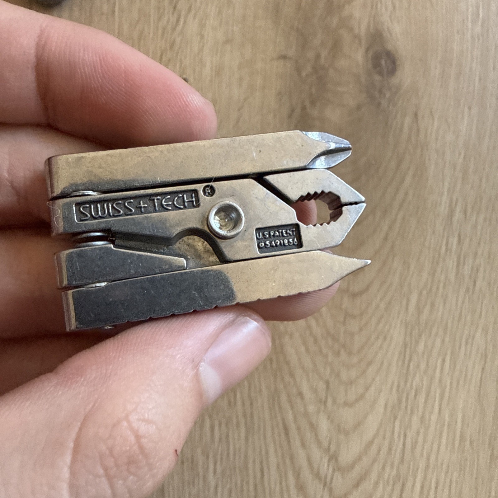 Swiss+Tech Keychain Multi-Tool Lot Micro-Max 19-in-1 & Micro-Tech 6-in-1 Pliers
