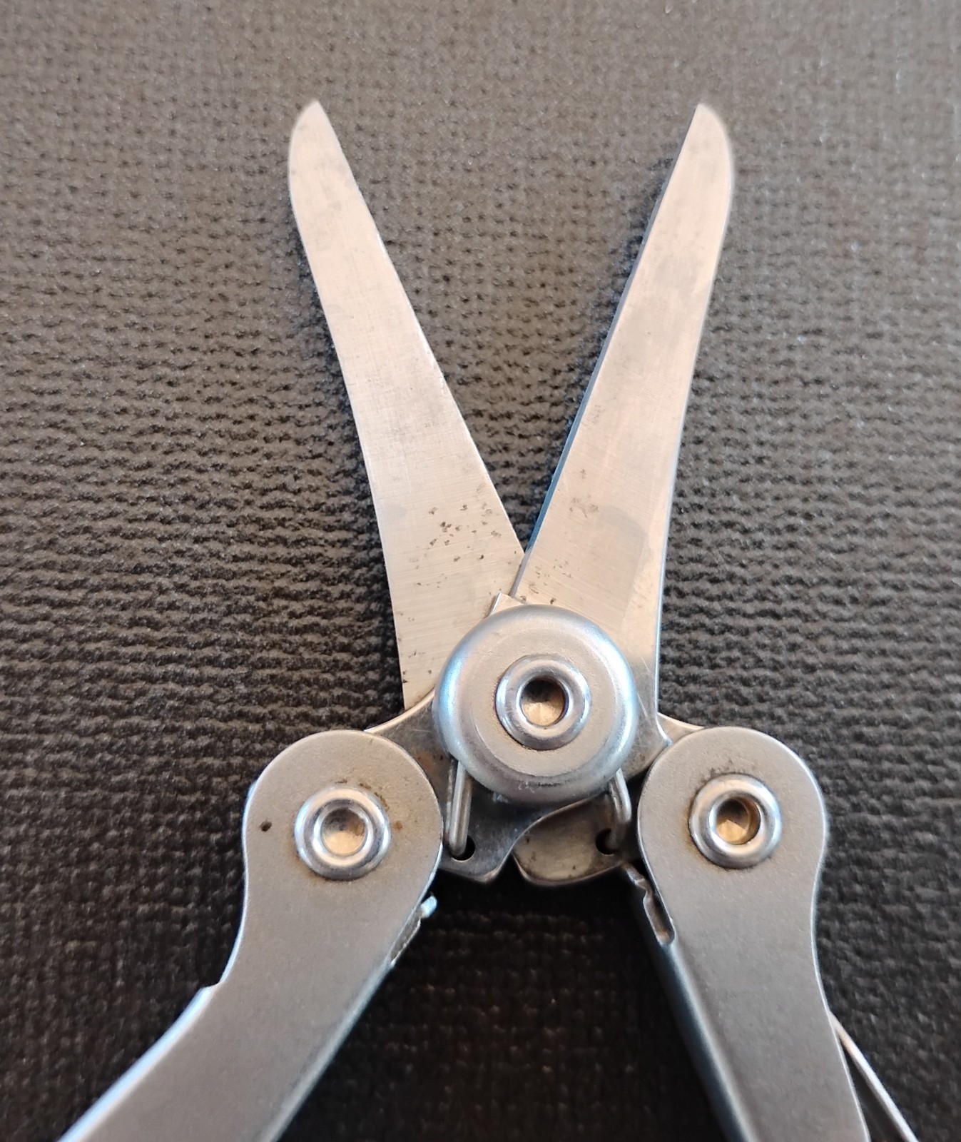 Schrade Tough Chip ST2 Multi Tool