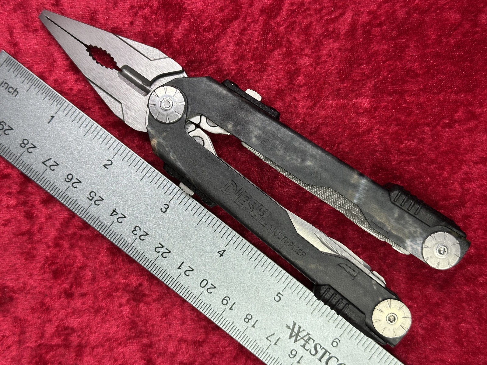 Gerber Diesel Mossy Oak Camo Multi-Plier NeedleNose w/Sheath Ultra-Rare (599)