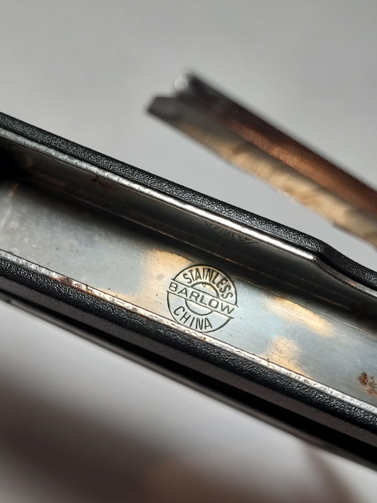Barlow Multi Tool advertising Kleen Pig with sheath