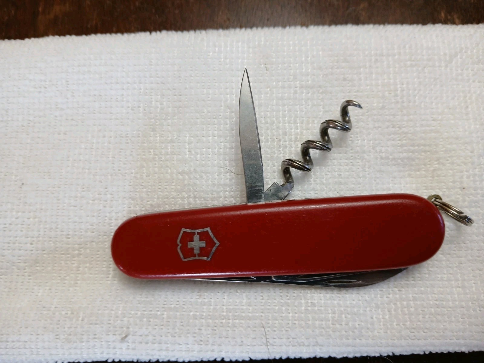 Victorinox Swiss Army Knife Red 6-Tool Multi-Tool Keyring Corkscrew Openers
