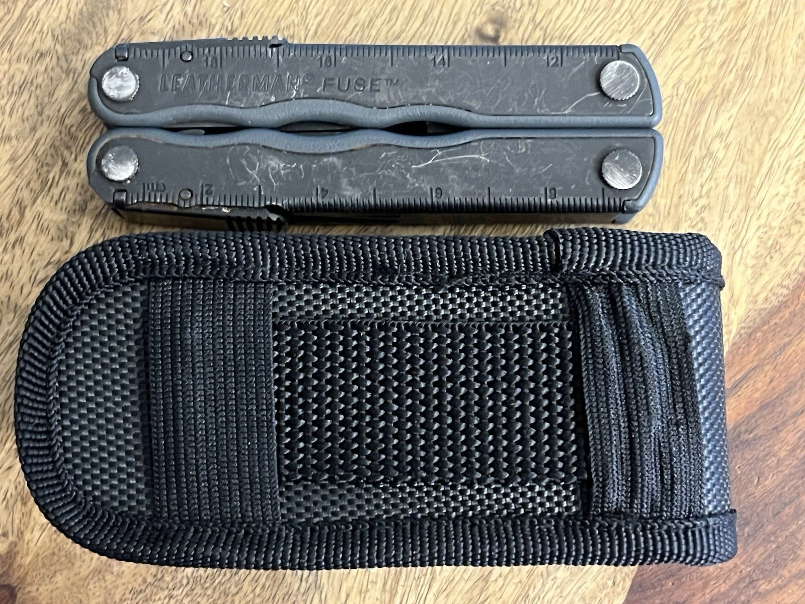 Rare Leatherman Fuse Black Oxide Multitool SUPER Nice!! DISCONTINUED w/Sheath