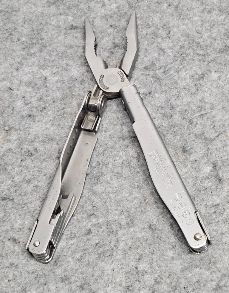 BUCK KNIVES -BUCKLITE NO. 355 Multi Tool Plier Screwdrivers File USA made